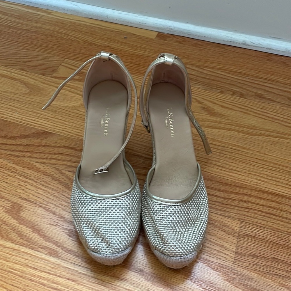 Gold wedges only worn a few times